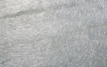 Nanpantan laminate fibreglass or shingles?